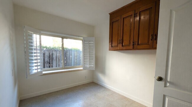 Building Photo - 7570 Normandy Way