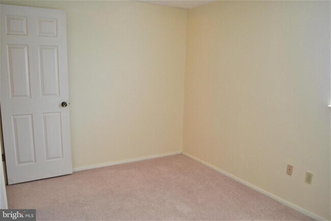 Building Photo - 8349 Windfall Rd