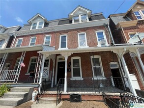 Building Photo - 517 Cleveland St