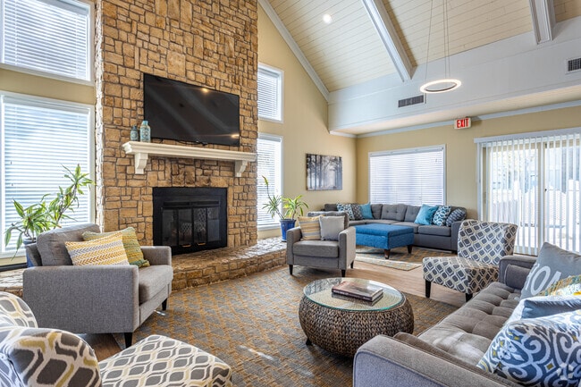 Interior Photo - Woodcrest