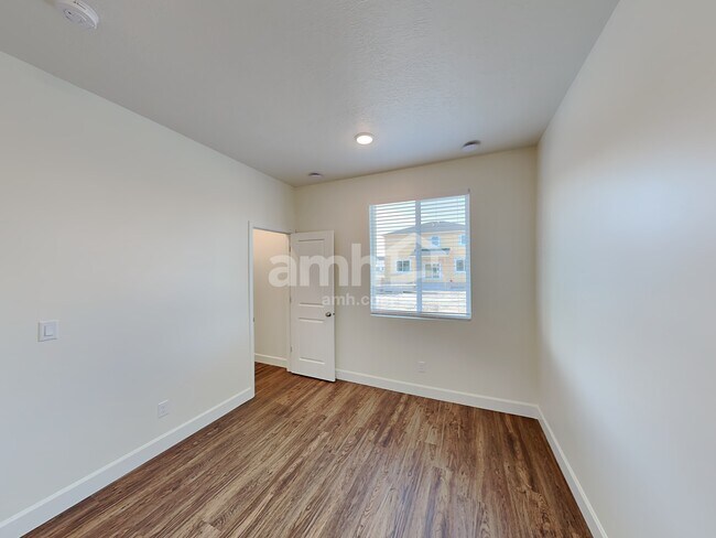 Building Photo - 2624 W 3340 S