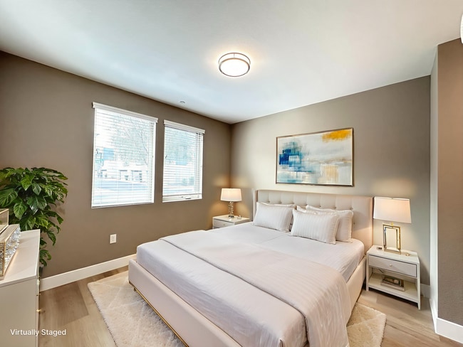 Building Photo - Charleston & 215 Aka Affinity