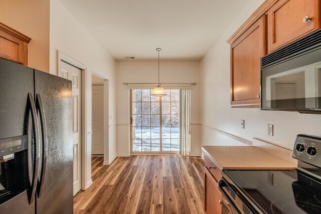 Building Photo - Charming 2-Bed 2.5-Bath with Attached Garage in the desirable Northville Twp (AVAILABLE NOW!)