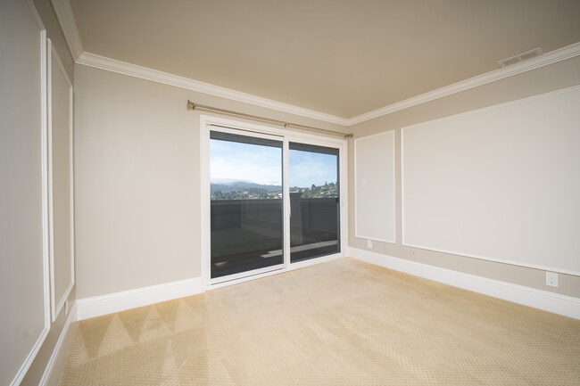 Palmetto at Tiburon View 2 Bed, 1.5 Bath Bedroom - Palmetto at Tiburon View