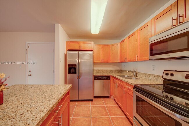 Building Photo - 9715 Hammocks Blvd