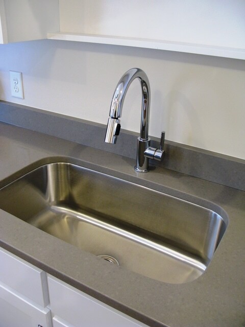 Building Photo - 785 Boulevard