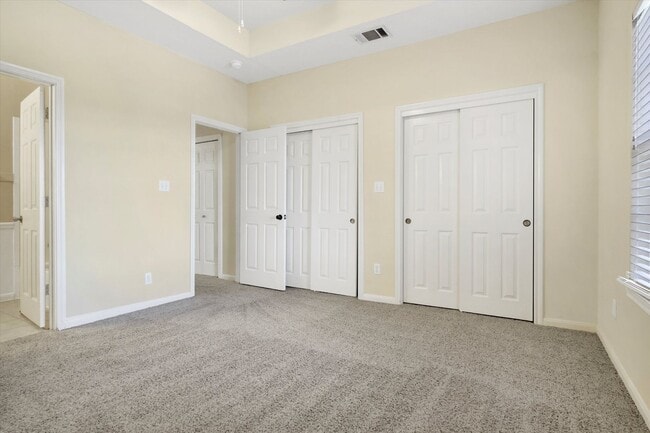 Building Photo - 305 Rawhide Loop