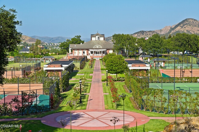 Building Photo - 2485 Waldemar St