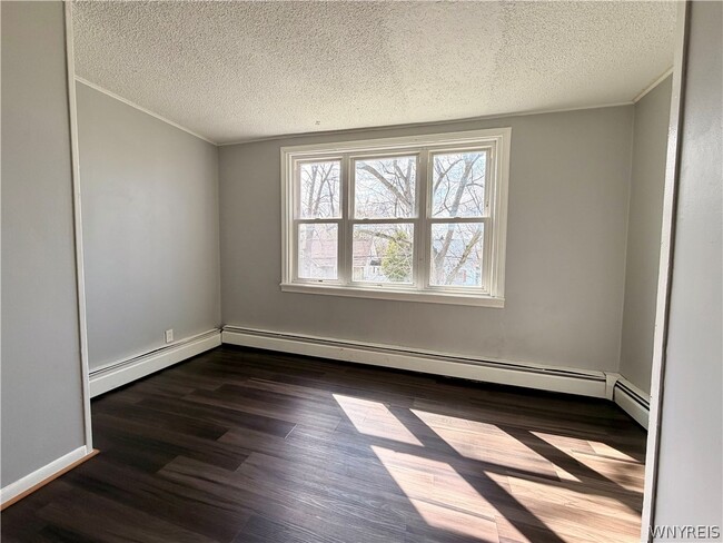 Building Photo - 175 Texas St