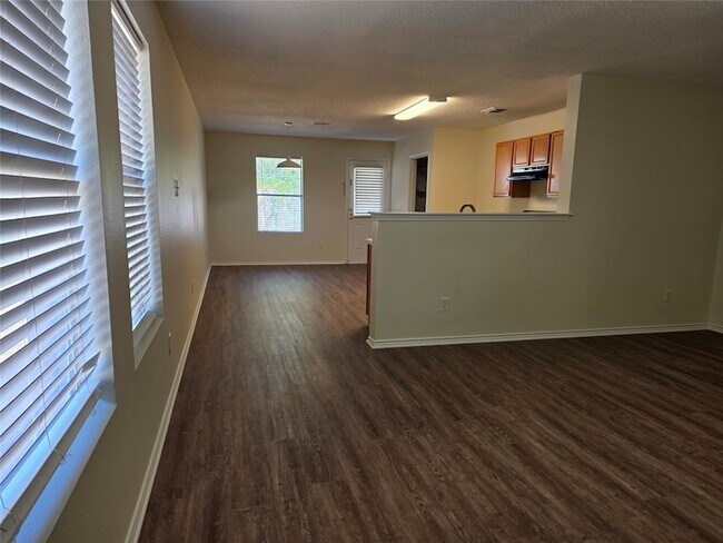 Building Photo - 1803 Northridge Dr