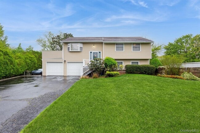 Primary Photo - 14 Handy Ln