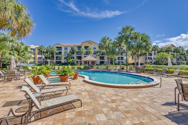 Building Photo - 500 Uno Lago Dr