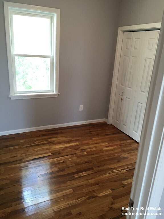 Building Photo - 39 Pinckney St