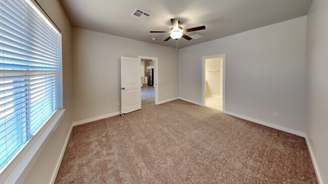 Building Photo - 3 Bedroom 2 Bathroom 2 Car Garage Home in Oakdale School District