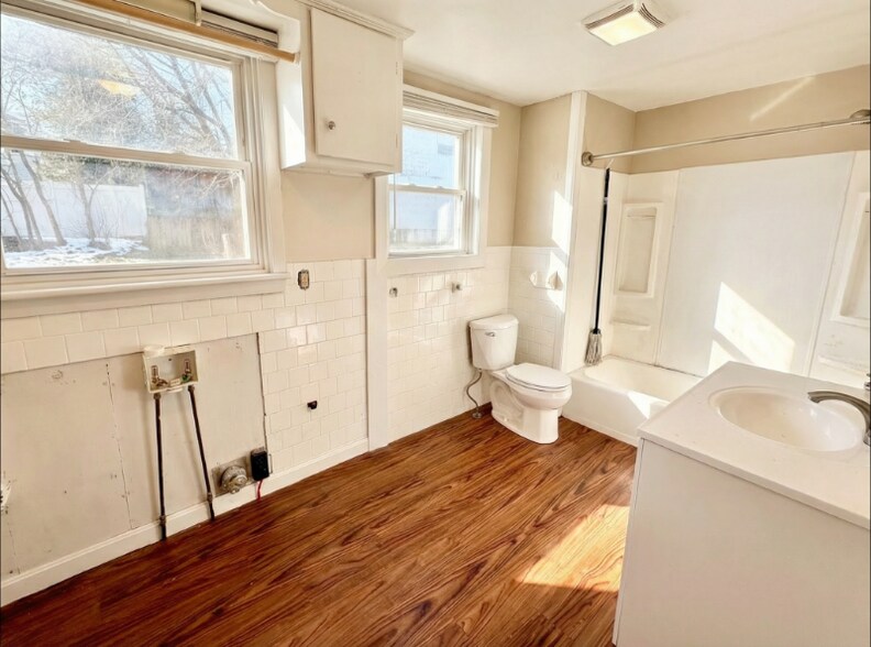 Building Photo - 45 Slater St