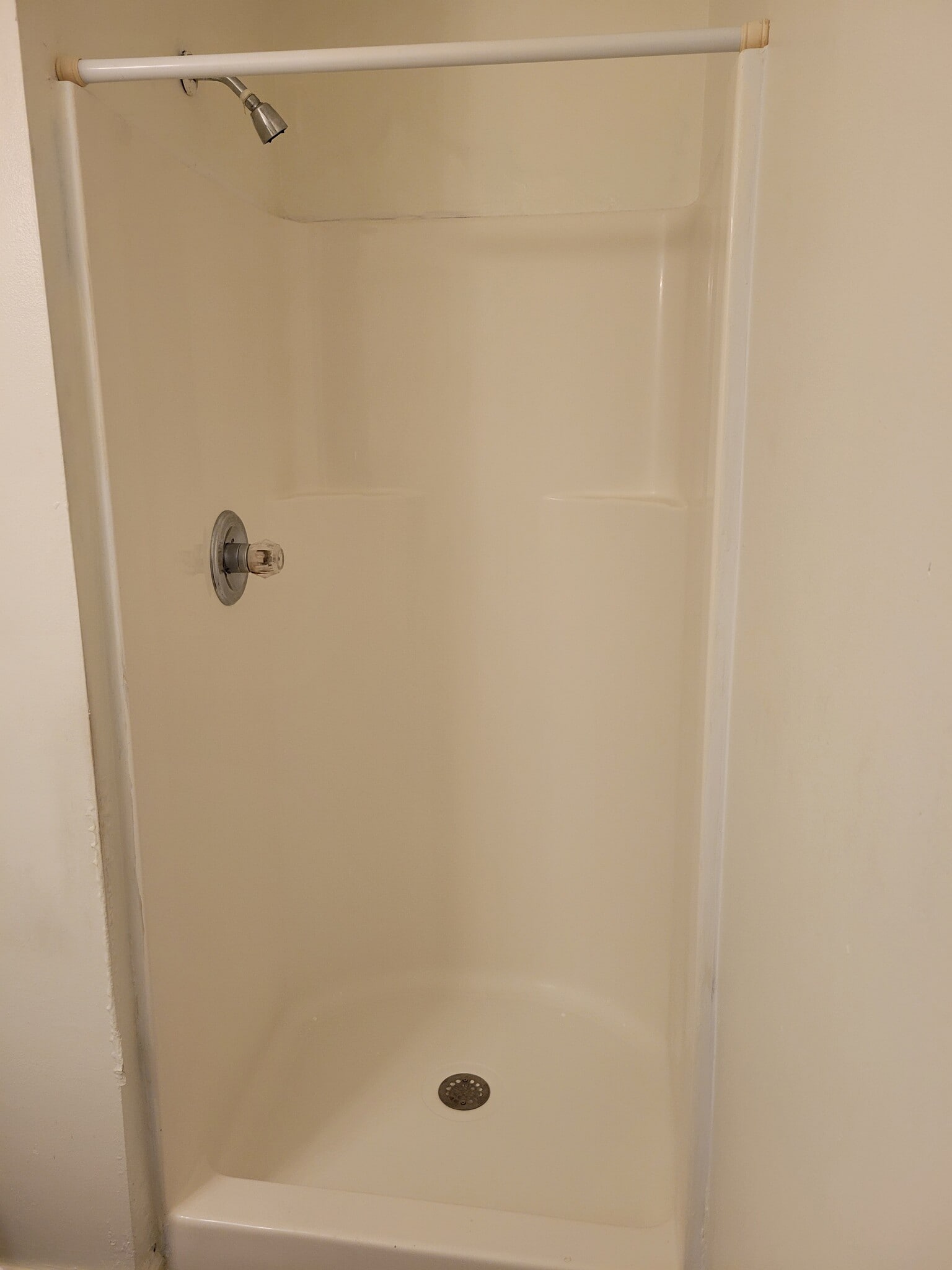 Master bathroom - 3453 Clover Meadows Dr