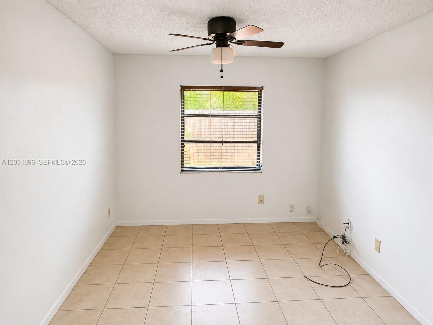 Building Photo - 3819 SW 69th Ave