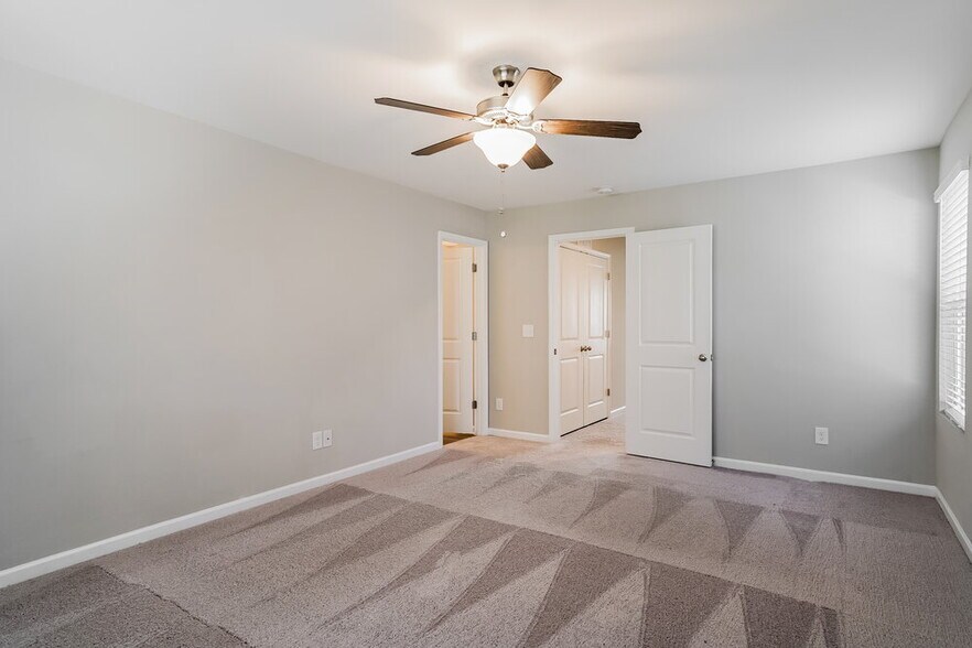 Building Photo - 346 Stone Arbor Wy