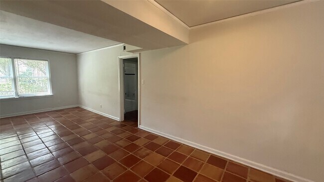 Building Photo - 1928 North Blvd