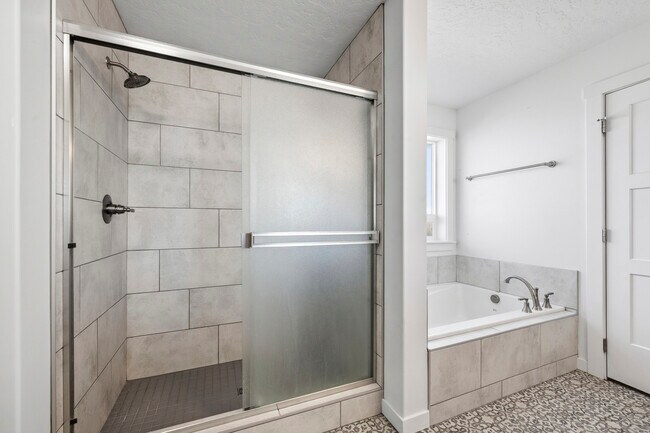 Building Photo - 7578 E Wheatley St