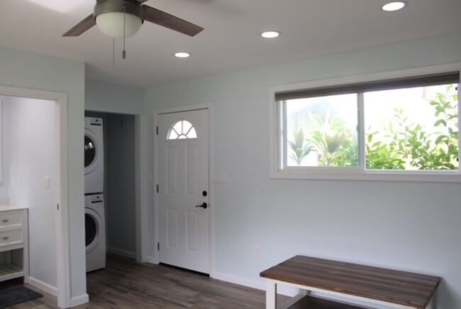 Building Photo - Newly Remolded One Bedroom in Quiet Wahiaw...