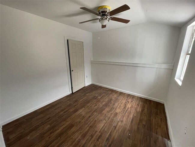 Building Photo - 4711 3rd St