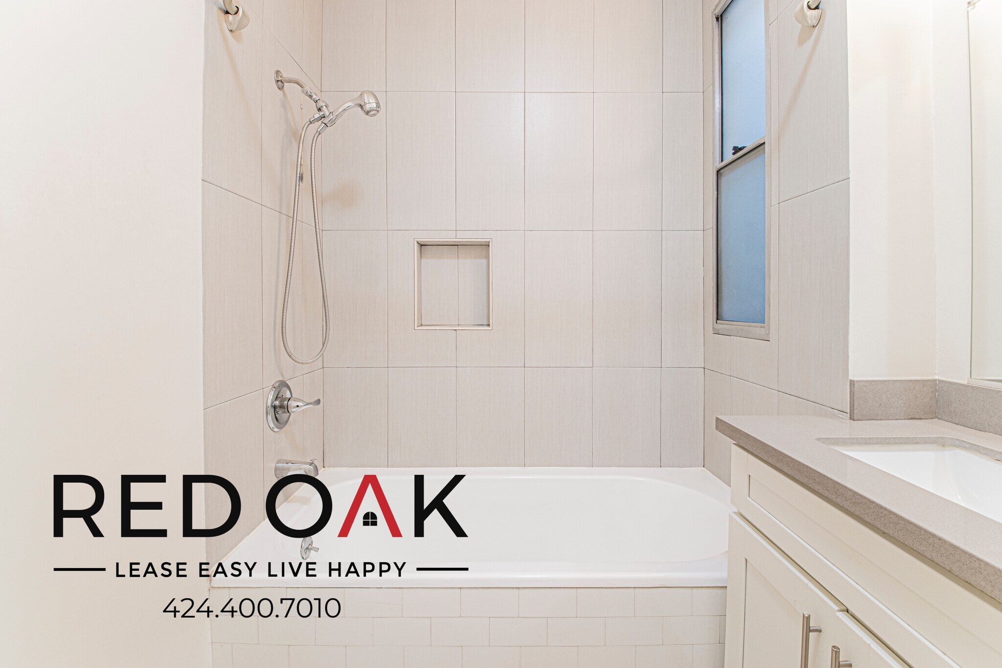 Building Photo - 121 N Kenmore Ave