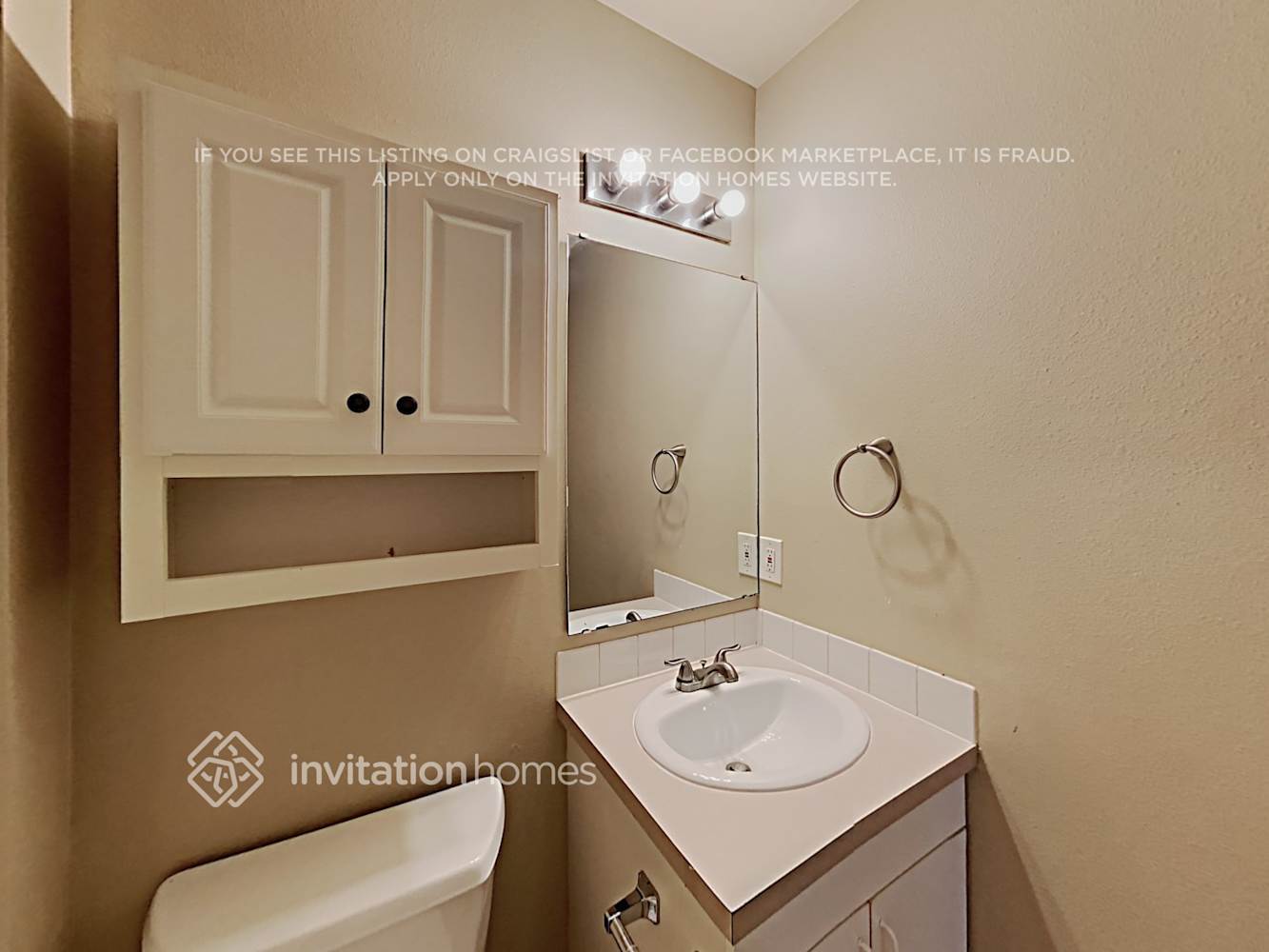 Building Photo - 25419 42nd Pl S