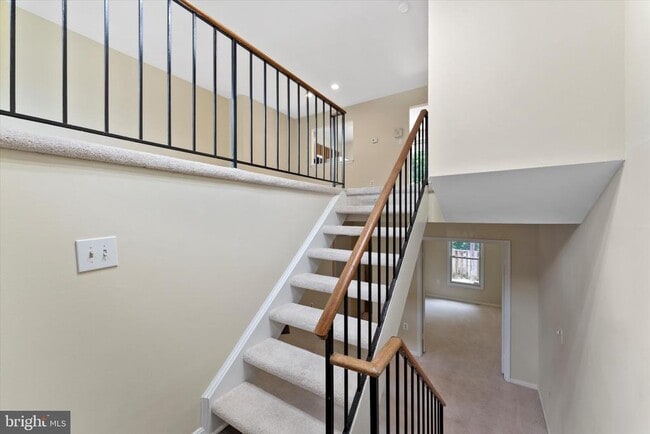 Building Photo - 7385 Emerald Dr