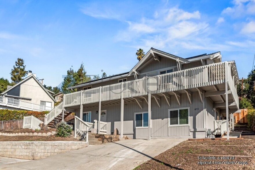 Building Photo - 10806 Hubbard Way