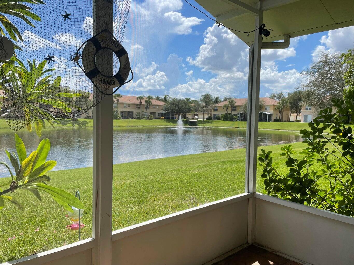 Building Photo - 274 River Bluff Ln