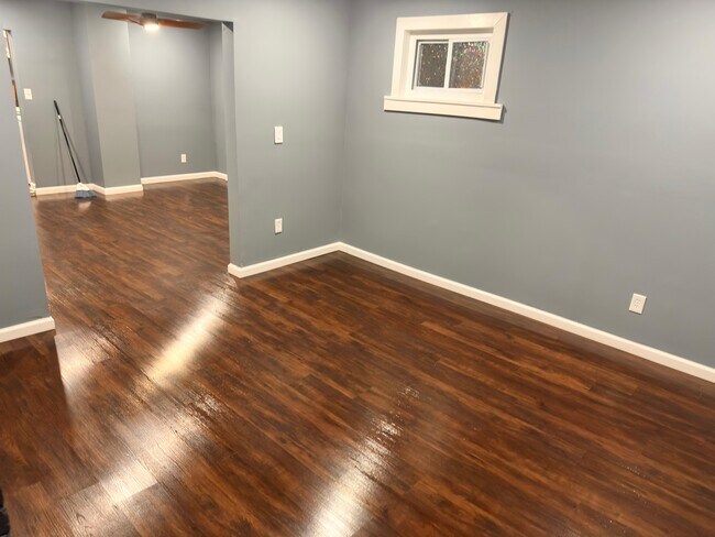 Building Photo - 1240 S 17th St