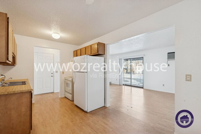 Building Photo - 2150 N McCord Rd