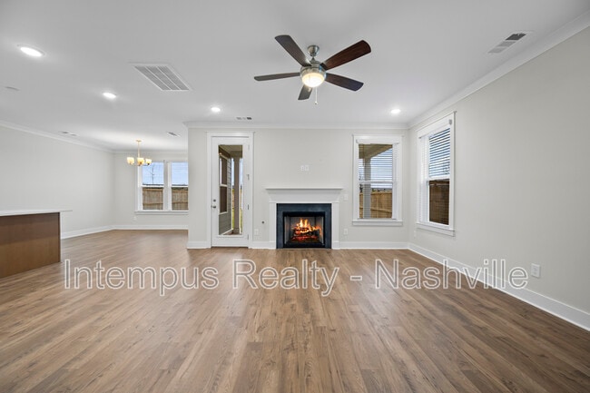 Building Photo - 704 Conifer Dr