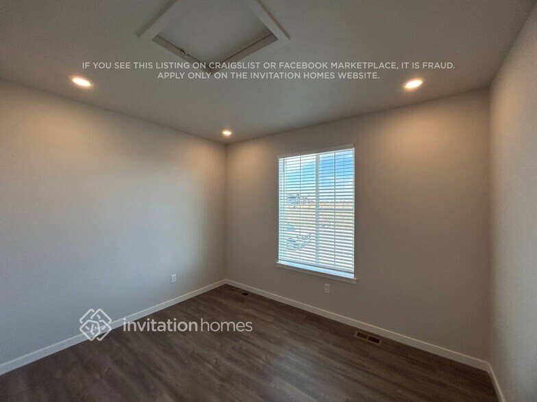 Building Photo - 4427 Shivaree St