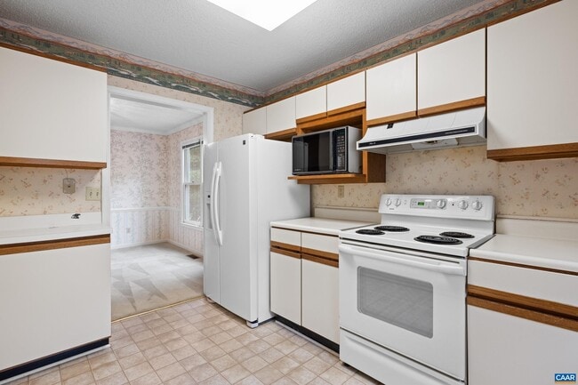 Building Photo - 1184 Partridge Ln