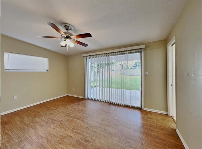 Building Photo - 8025 Excalibur Ct