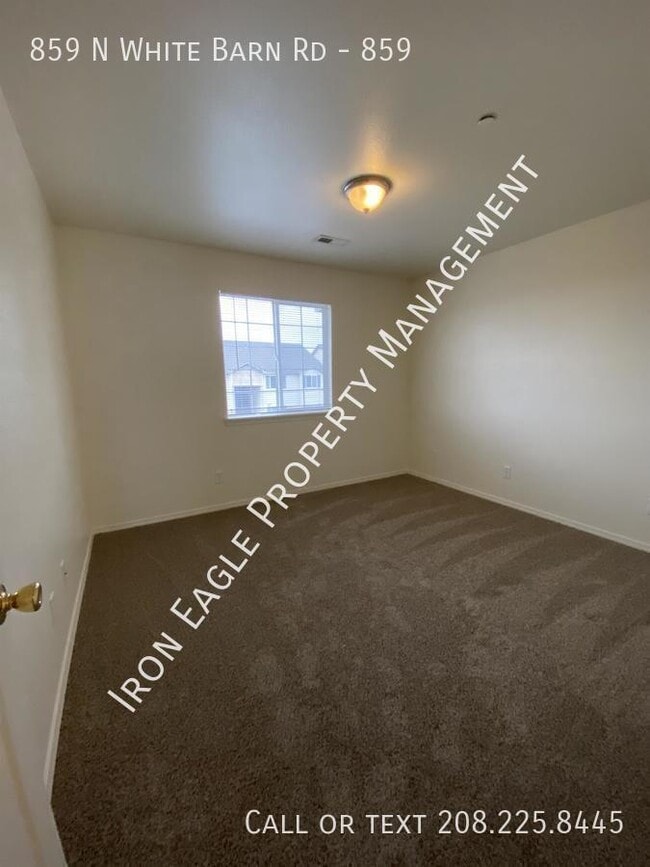 Building Photo - 859 N White Barn Rd