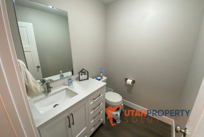 Building Photo - 12272 S Macdill Ct