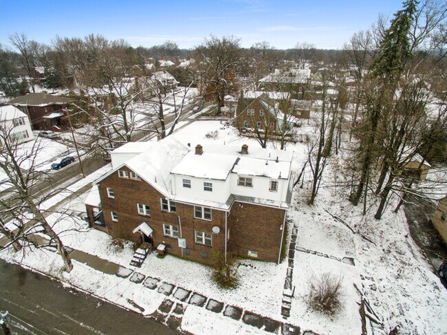 Building Photo - 2229 Cordova Ave