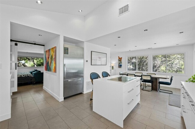 Building Photo - 1603 Twilight Ridge Dr