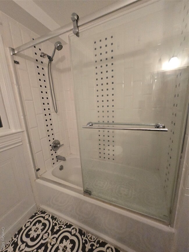 Building Photo - 35 Townsend Rd