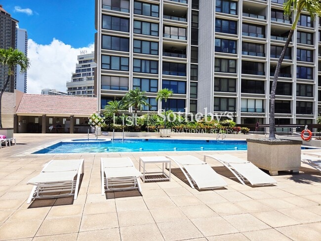 Building Photo - Yacht Harbor Towers #1903 | Honolulu, HI