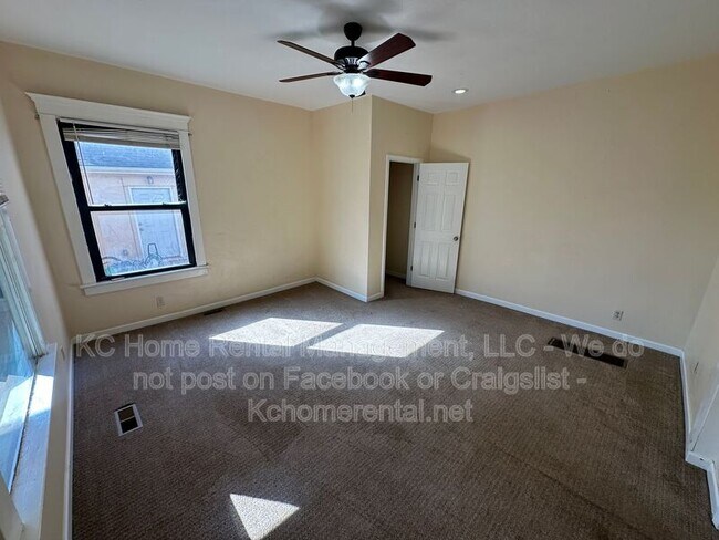 Building Photo - 2826 Harrison St