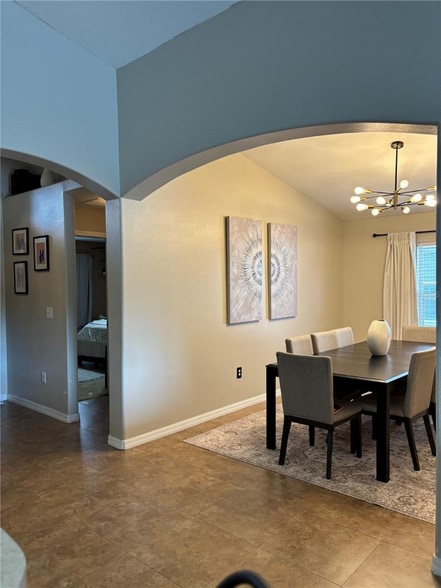 Building Photo - 10742 Shady Preserve Dr