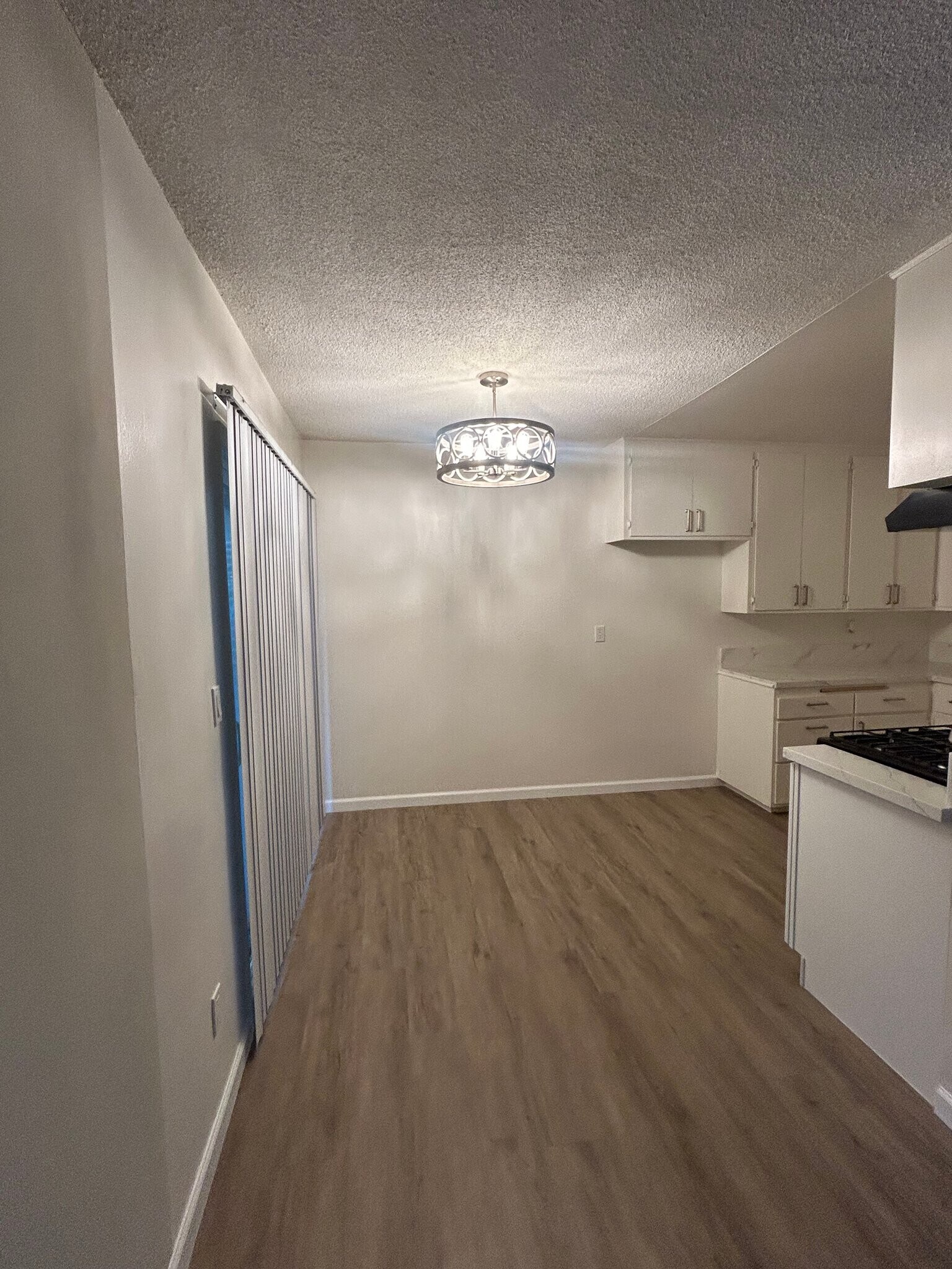 Building Photo - 1164 W Duarte Rd