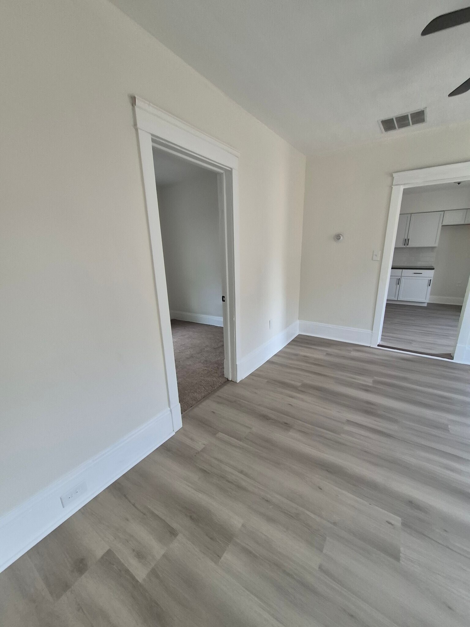 Building Photo - 3449 W 54th St