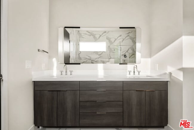 Building Photo - 4211 Ince Blvd