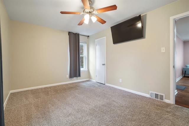 Building Photo - 1614 Seevers Ave