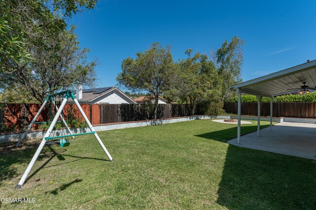 Building Photo - 1239 Honeysuckle Ct